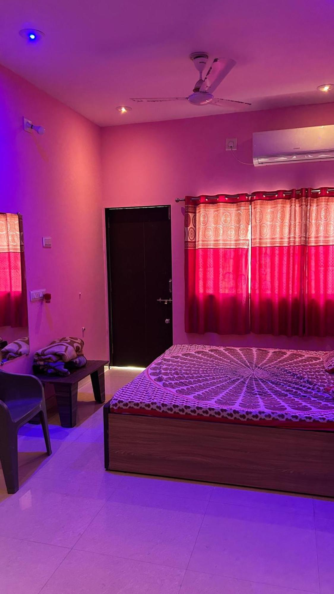 Dwarka Home Stay 2 Only Family Dış mekan fotoğraf